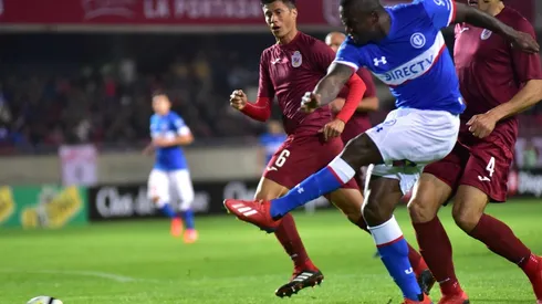 El partido de ida entre la UC y La Serena (Foto: Agencia Uno)