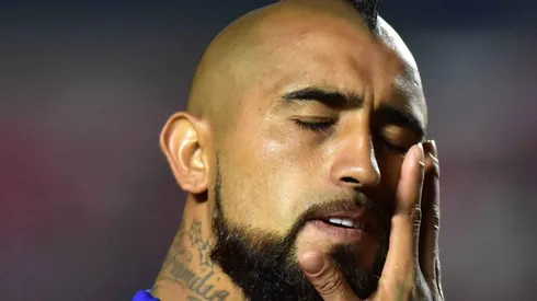 Arturo Vidal salió lesionado ante Japón, pero sólo fue un golpe.