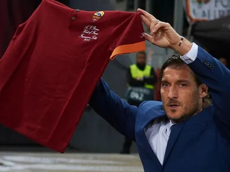 Francesco Totti deja su cargo y se va definitivamente de la Roma