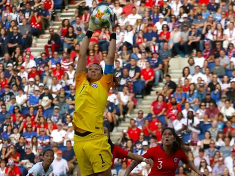 Endler es ovacionada a la salida del estadio tras gran actuación ante EEUU