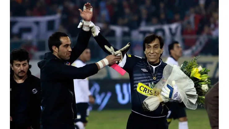 Claudio Bravo y Roberto Rojas (Foto: Agencia Uno)