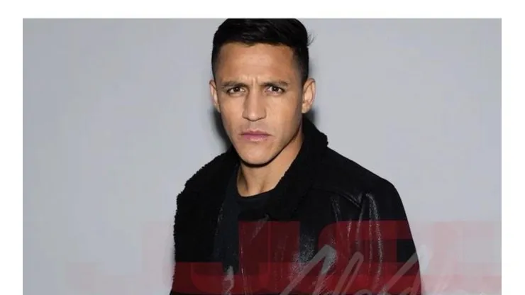 Alexis Sánchez se luce en su nueva colección.