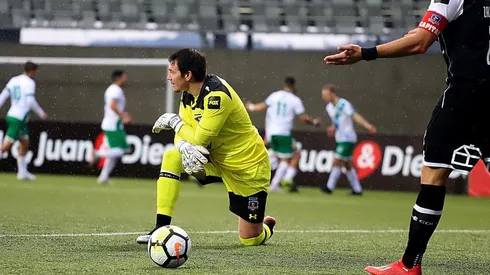 Colo Colo sufrió en la ida contra Puerto Montt.