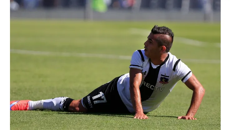 El delantero busca quedarse con su propiedad.