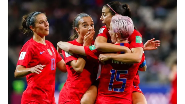 Las histriónicas celebraciones de Alex Morgan y compañía no cayeron bien