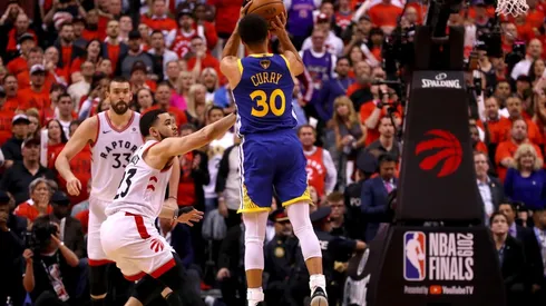 Los Warriors vencen a los Raptors y siguen con vida en la final de la NBA