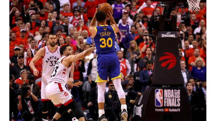Los Warriors vencen a los Raptors y siguen con vida en la final de la NBA