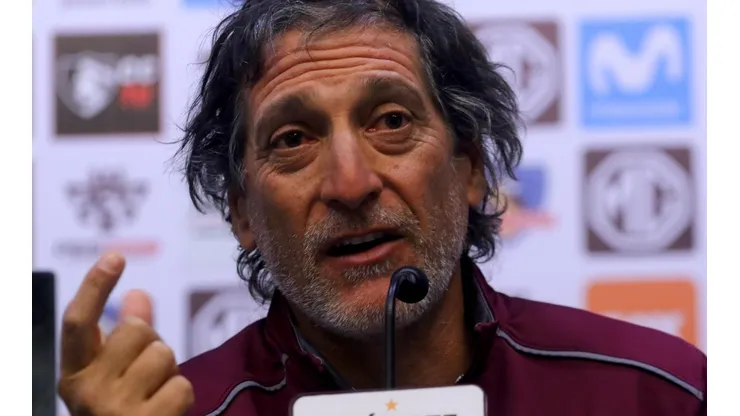Mario Salas lamenta la derrota: "Quedamos al debe en muchas cosas"