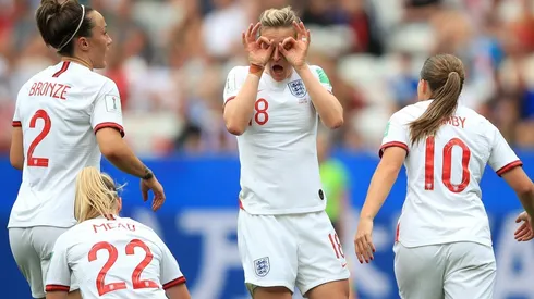 Inglaterra arranca el Mundial femenino con una trabajada victoria sobre Escocia
