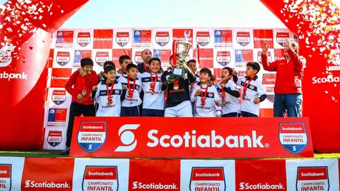 El Instituto Regional Federico Errázuriz remó de atrás para quedarse con la fecha de Rancagua del Campeonato Infantil Scotiabank.