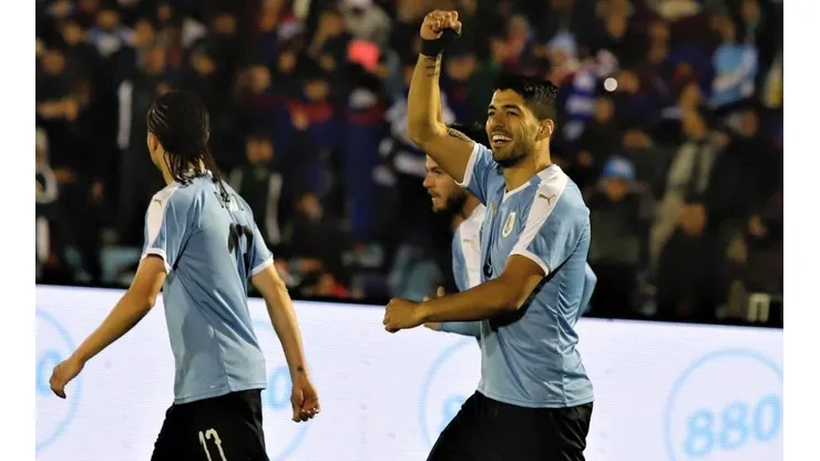 Uruguay goleó por 3-0 a Panamá