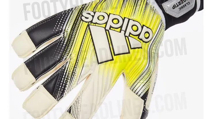 Guantes en honor a Iker Casillas