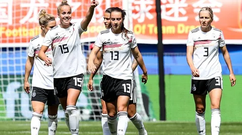 Las europeas se impusieron con un gol al minuto 66.