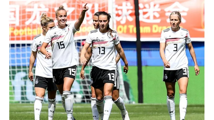 Las europeas se impusieron con un gol al minuto 66.
