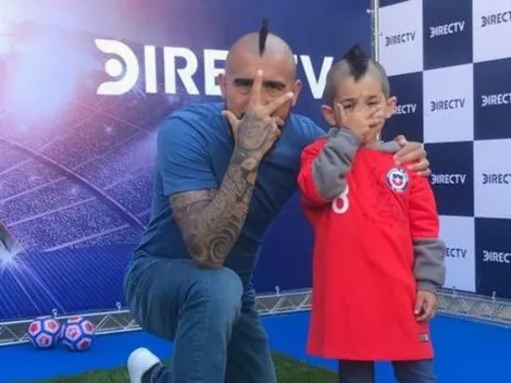 Arturo Vidal conoce por fin a su pequeño fanático iraní