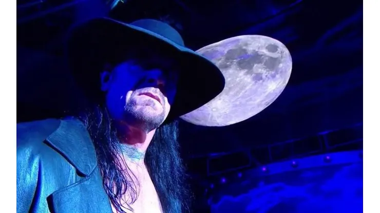 Undertaker amenaza a Goldberg: "Te quitaré el alma por el resto de la eternidad"