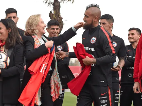 Cecilia Morel despide a la Roja en Juan Pinto Durán