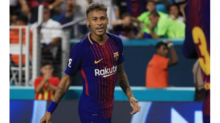 Barcelona pregunta por Neymar y PSG lo nombra intransferible