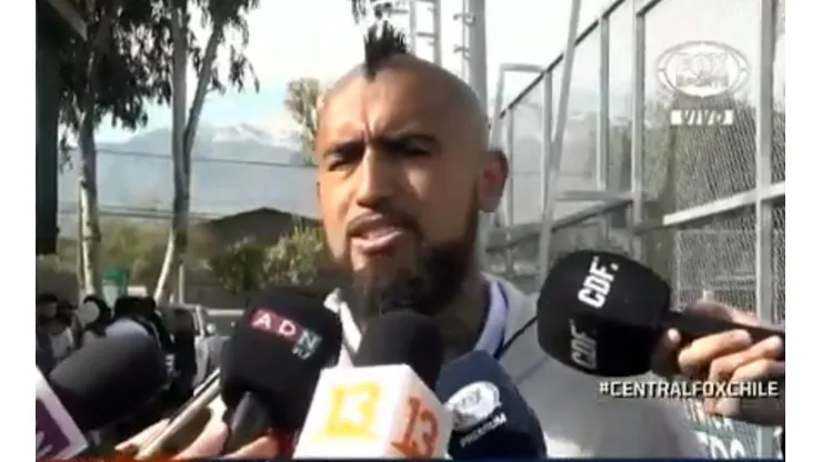 Arturo Vidal expresó su molestia por la chimuchina que rodea la Roja