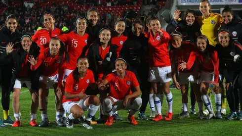 La Roja FEM debuta en Mundiales adultos.