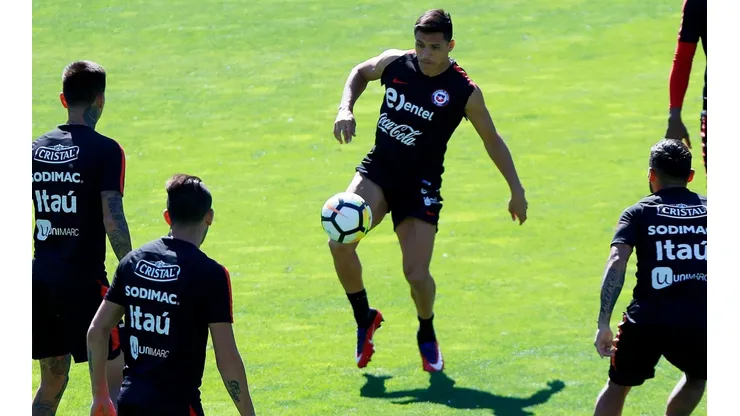 La selección chilena jugará el jueves con Haití en La Serena y viajará el sabado a Sao Paulo