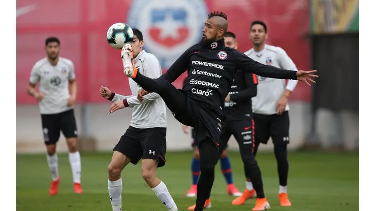 Selección chilena vs Colo Colo, amistoso