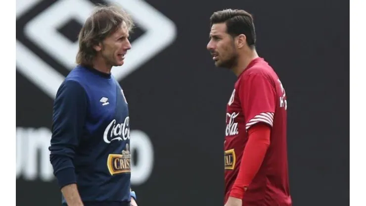 Críticas en Perú a Ricardo Gareca por el maltrato a Claudio Pizarro