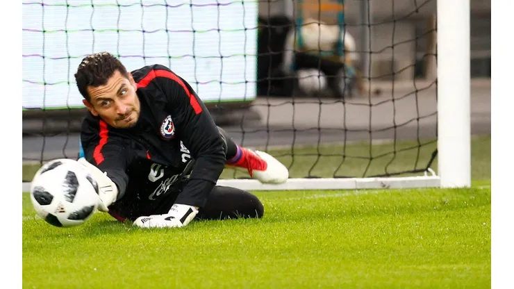 Gabriel Arias entrenando por la Roja
