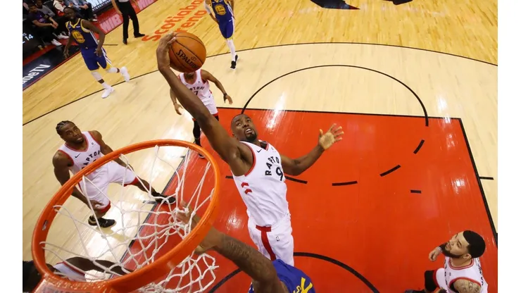 Los Raptors sorprenden y dan el primer combo ante los Warriors