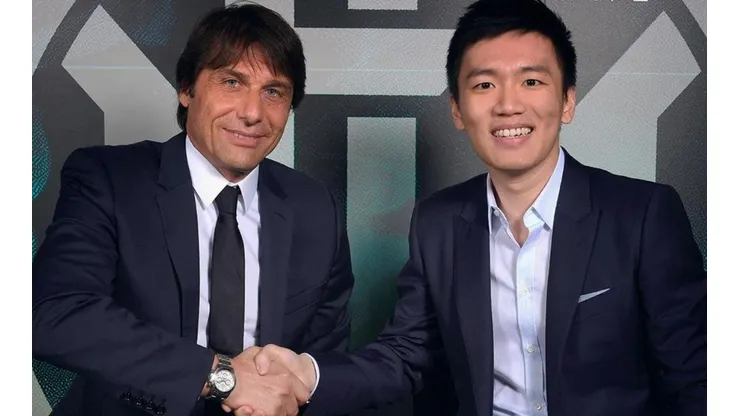 El apretón de manos entre Antonio Conte y el dueño de Inter, Steven Zhang