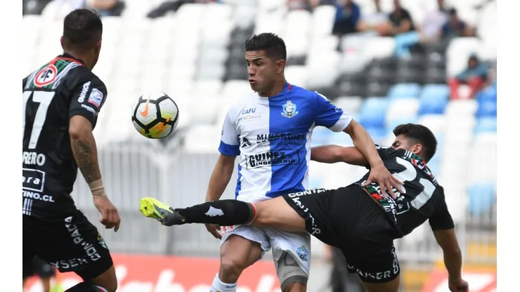 Felipe Flores ofreció su pase a Colo Colo a fin de año