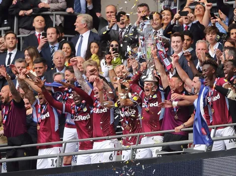 Aston Villa vence al Derby County y regresa a la Premier League