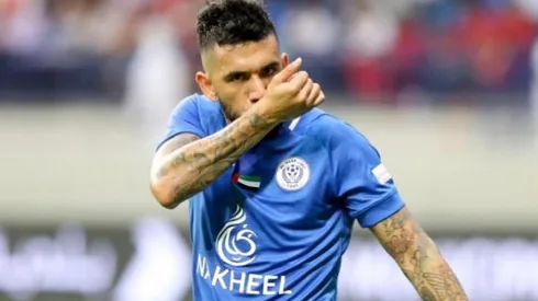 Celebración de Ronnie Fernández en Al Nasr