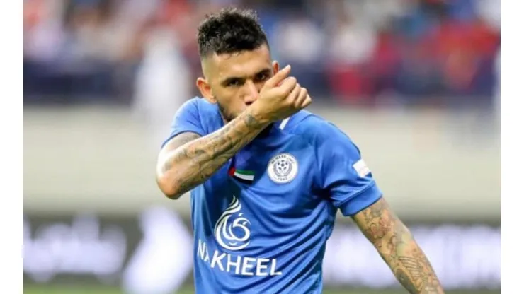 Celebración de Ronnie Fernández en Al Nasr