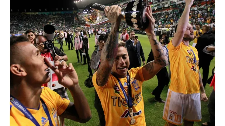 Eduardo Vargas llegará con un título bajo el brazo en Copa América