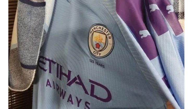 Filtrada la primera camiseta que Puma tendrá con Manchester City