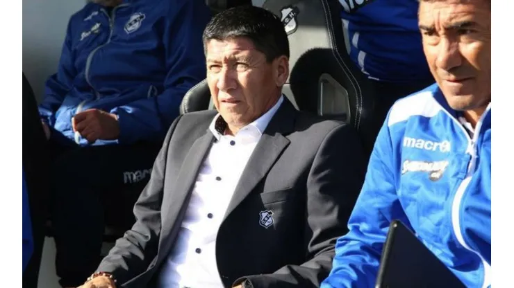 Pillo Vera, ídolo otra vez en Grecia.