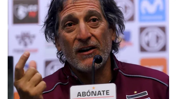 Salas le abre las puertas a Mati Fernández: "Colo Colo es su casa"