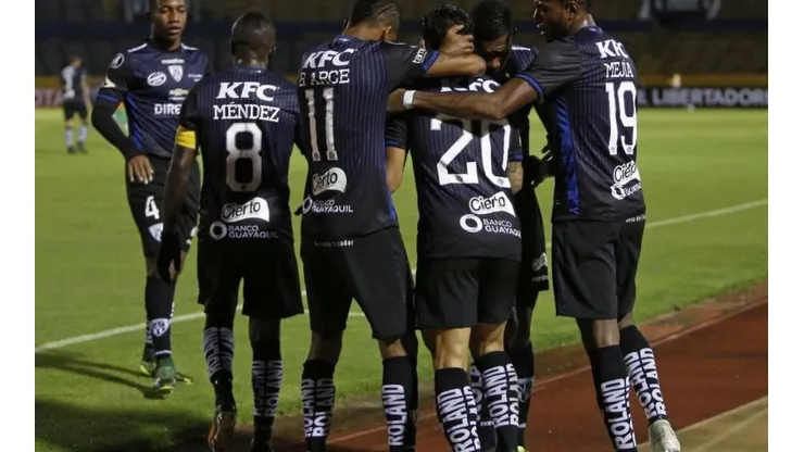 La UC solo lamenta las bajas de Kuscevic y Sáez en su visita a Ecuador
