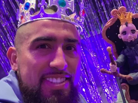 El King celebra su cumpleaños 32 con una pintoresca torta