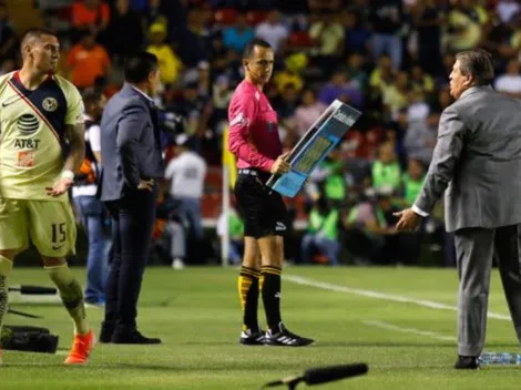 La furia de Nico Castillo con el Piojo Herrera tras ser reemplazado en derrota de América