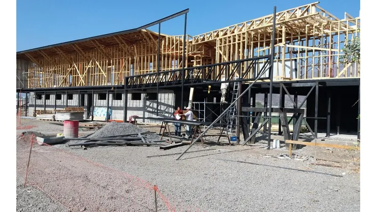 Parte de las obras del nuevo Edificio De Fútbol Joven de Unión San Felipe.