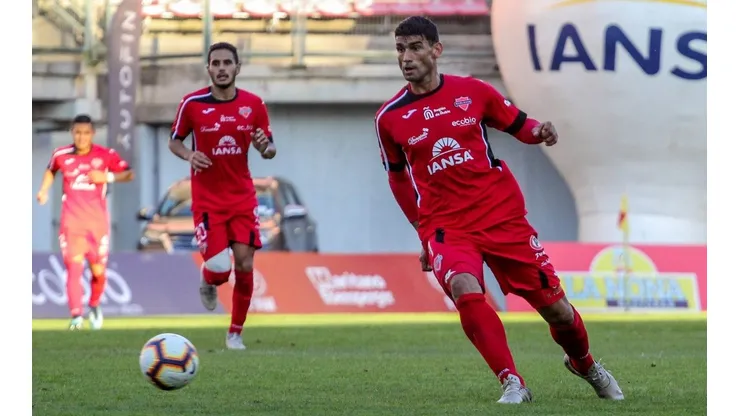 David Escalante marcó la polémica del fin de semana en Primera B