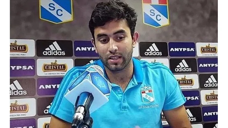Mala onda: Gerente de Sporting Cristal mira en menos a Unión Española