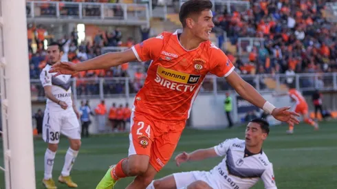 Axl Ríos abrió la cuenta en el Zorros del Desierto