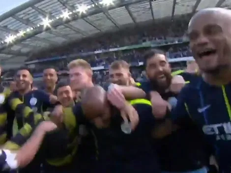 Video: Bravo canta "¡campeones!" a todo pulmón con el City