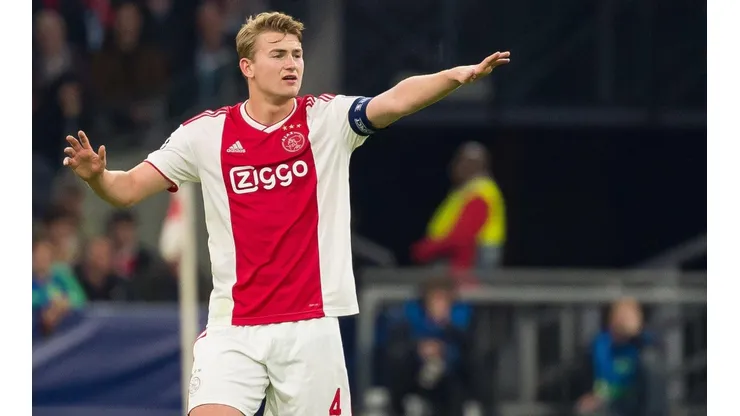 Manchester United descartó el fichaje de De Ligt por sobrepeso