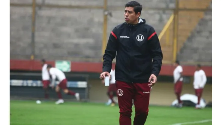 Nicolás Córdova vuelve a perder y pone en riesgo su continuidad en Universitario