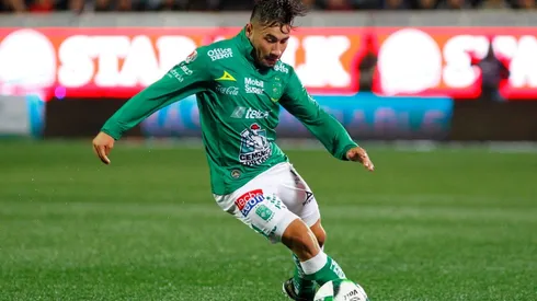 Jean Meneses jugando por León en México