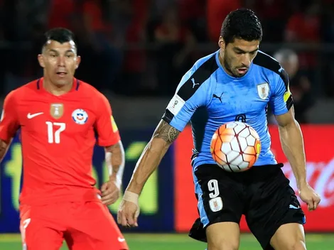 Luis Suárez se opera la rodilla y llegará apenas al duelo Uruguay-Chile
